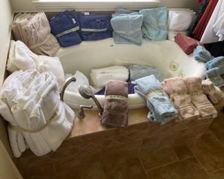 bath towels and linens