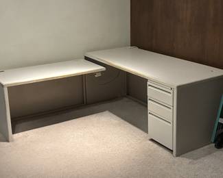 L shaped desk - see also matching side desk