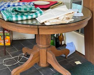 Oak pedestal table with glass top cut to fit - refinished - 2 leaves