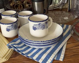 Coastal theme - excellent condition