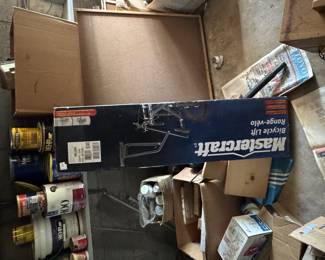 Bicycle lift - new- in original packaging with instructions