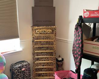 Louis Vuitton boxes are empty