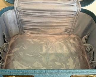 Waldorf Luggage Vintage Cosmetic Case
