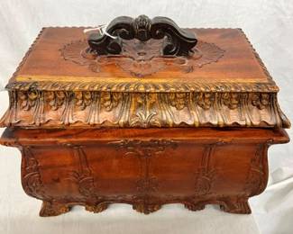 Heavily Detailed wooden Box w/Lid