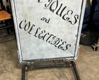 ANTIQUES & COLLECTIBLES SIDEWALK SIGN
