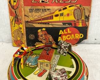 Honeymoon Express Tin Lithograph Wind-Up Train Set by Louis Marx & Co., 9 Inches