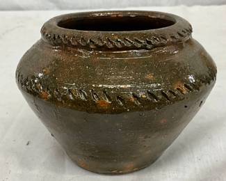 Small Southern pottery Vessel with Incised Decoration, 5 1/2 x 4 Inches