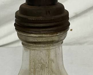 1926 The Master One Quart Oil Bottle with Original Spout