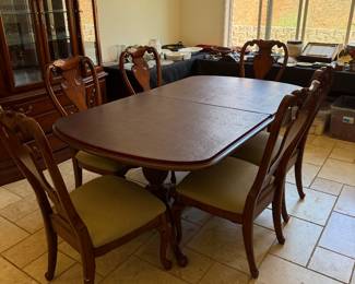 Thomasville Dining Table