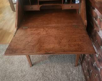 Secretary/desk