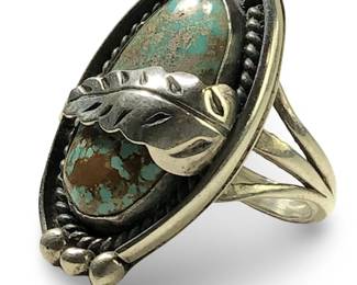 Outstanding Native American Silver Turquoise Ring