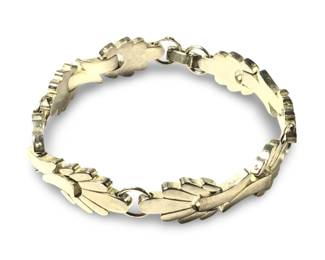 Wonderful Silver Leaf Design Link Bracelet
