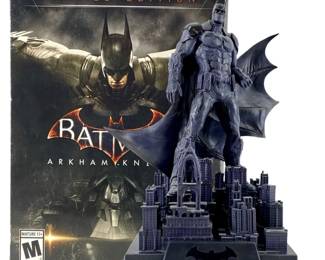 Xbox 1 Limited Edition Arkham Knight Batman Figure