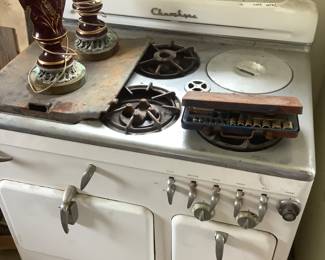 All items from stove til end are uptown