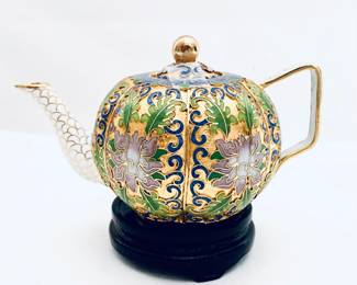 CLOISONNÉ