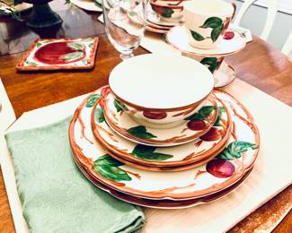 FRANCISCAN APPLE BLOSSOM