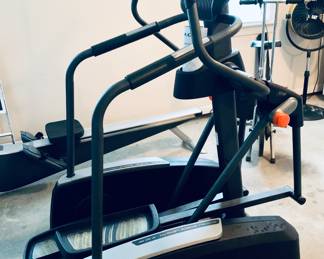 NORDICTRACK ELLIPTICAL MACHINE