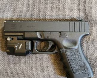Glock airsoft w/ laser sight