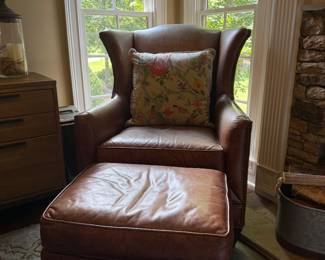 King Hickory leather chair w/ ottoman (2)