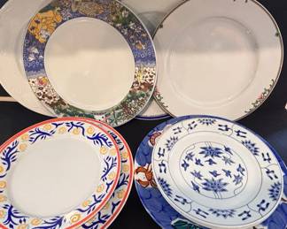Victoria Porcelain Plates