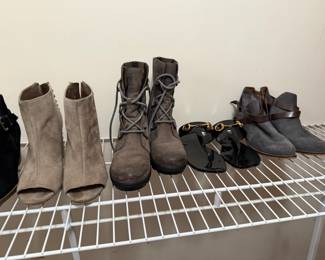 Womens' shoes & boots, size 6 1/2  -  7