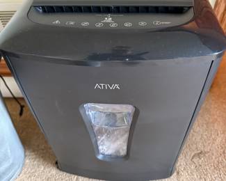 Ativa paper shredder