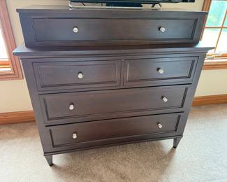 Ethan Allen dresser/chest