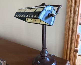 Stained glass bankers' lamp