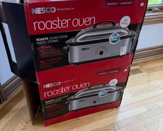 Nesco Roaster Ovens, 2 in box