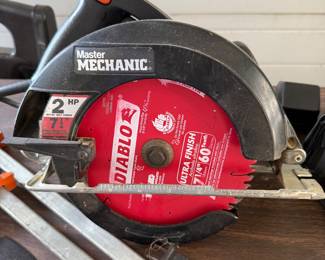 Master Mechanic circular saw