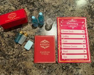 American Girl GRAND HOTEL accessories