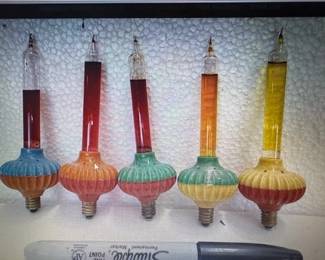 Bubble lights. https://modestlambestatesales.hibid.com/