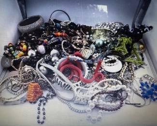 Big lots of jewelry. https://modestlambestatesales.hibid.com/