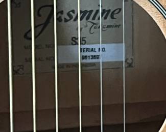 Jasmine Dreadnought S35 acoustic guitar