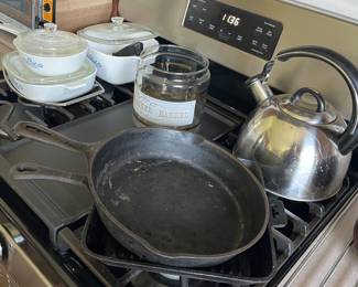 kitchenware