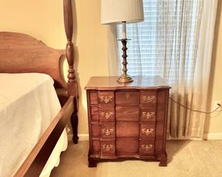 Mahogany block front bedside chest