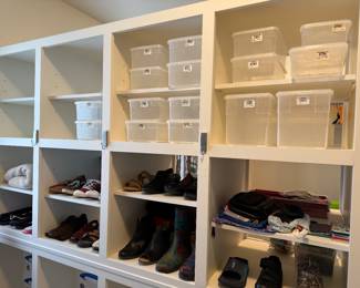 Women’s shoes, Storage containers