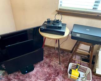 TV/monitor/DVD player/printer