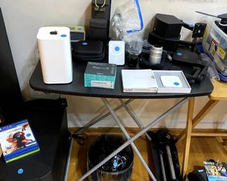 Bose soundbox/Apple products/GoPro helmet