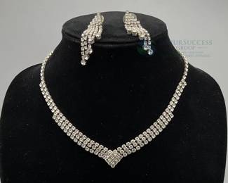 Elegant Rhinestone Jewelry Set
