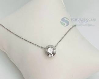 14K White Gold Diamond Pendant Necklace