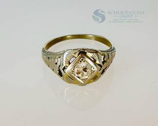 Vintage 14k Gold Ring with Round Diamond, 0.25 Carat, Intricate Band Design