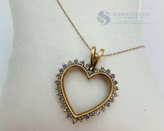 10k Gold and Diamond Heart Necklace
