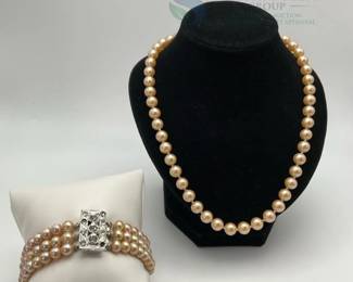 Cultured Pearl Necklace and Bracelet Set