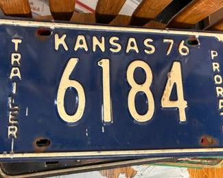 PLT5010 Kansas 1976 Trrailer