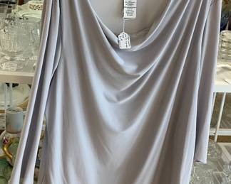 Jaclyn Smith Long Sleeve Scoop Neck Size 1X Ladies Top AAA2621 $14.99