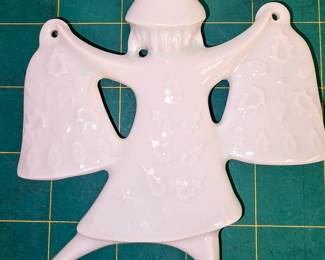 Vintage Haviland Dancing Angel Bells 1973 Ornament Porcelain France JEN8068 71 $20.99