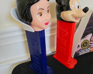 Oversized pez