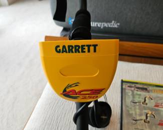 Garrett metal detector 
