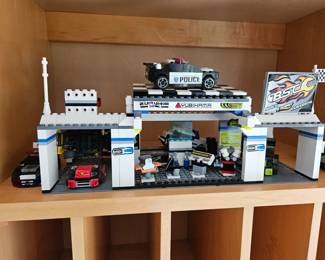 Lego police station